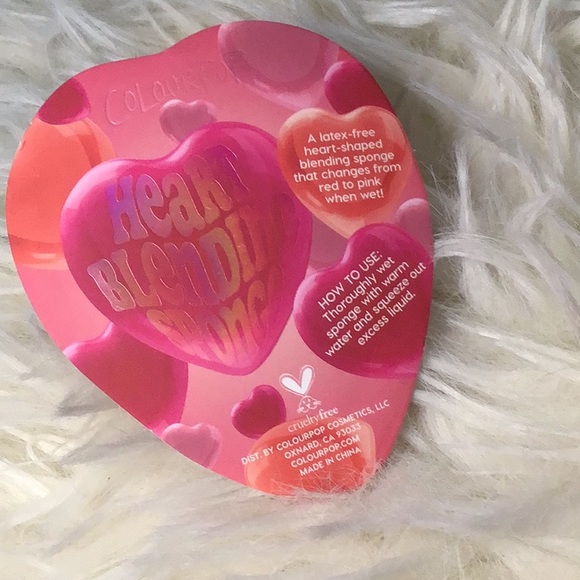 Colourpop Valentine Heart Shaped Blender Sponge Change Color Red In Pink If Wet - Picture 2 of 2